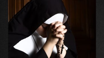 persecution:-dems-target-christians-again,-require-horrified-nuns-to-push-dying-patients-to-kill-themselves
