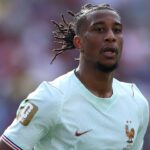 france-star-michael-olise-shocks-fans-in-new-york,-plays-pickup-match-in-socks