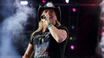 bret-michaels-hospitalized-after-7-day-medical-ordeal-left-him-playing-through-‘intense’-pain