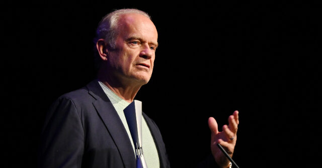 kelsey-grammer-warns-of-danger-facing-americans-who-fail-to-learn-country’s-history:-‘if-you-don’t-know-who-you-are,-you-can-be-controlled’