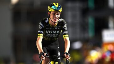american-cyclist-sepp-kuss-narrowly-avoids-a-horrific-crash-over-cliff-during-tour-de-france