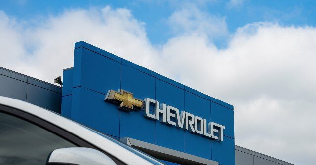 automotive-industry-faces-price-increases-as-ai-driven-memory-chip-shortage-impacts-vehicle-costs