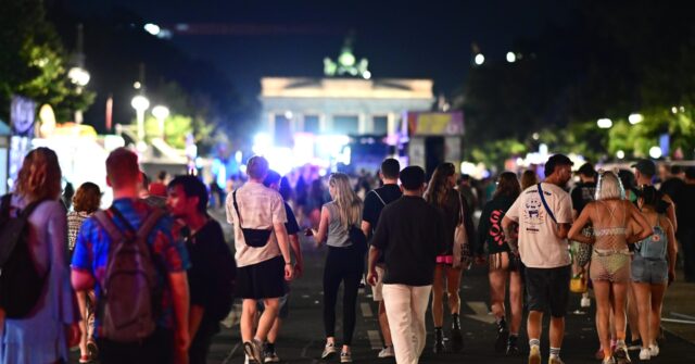 van-driven-into-pride-parade-crowd-in-berlin,-one-dead,-16-people-injured
