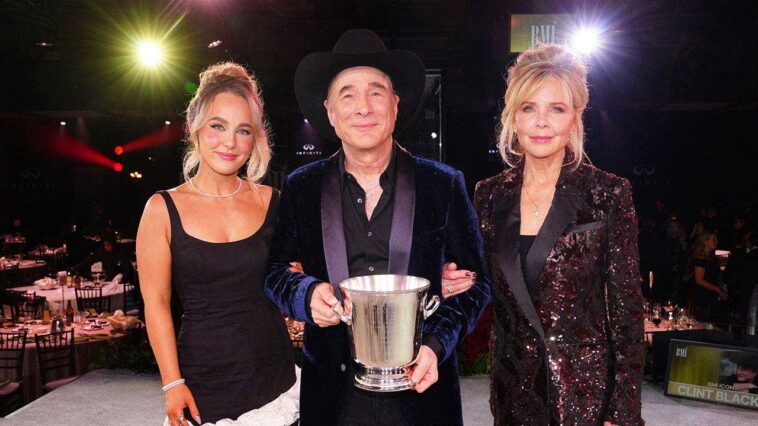 clint-black-says-billy-joel’s-‘uncle-daddy’-warning-changed-his-life