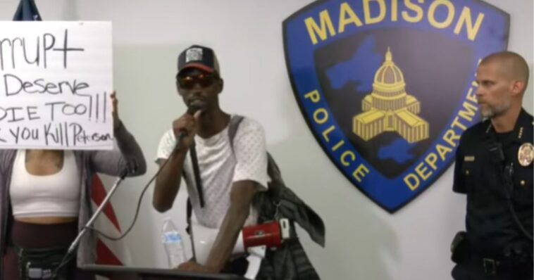 watch:-weakest-police-chief-in-america-lets-marxists-take-over-briefing,-call-for-murder-of-his-officer,-and-then-he-thanks-them-for-coming