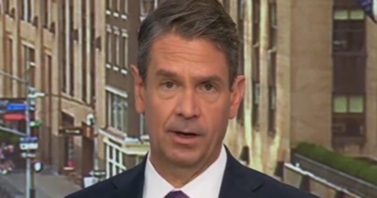 fox-news-host-issues-a-blubbering-apology-after-jewish-guest-destroys-zohran-mamdani-and-calls-marxist-nyc-mayor-a-“terrorist”-during-explosive-rant-(video)