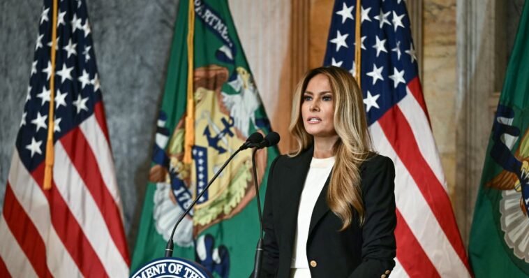 melania-makes-next-move-after-judge-tosses-out-anti-trump-author’s-lawsuit-against-her