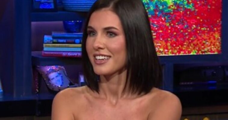 reality-tv-actress-whines-about-her-experience-at-‘disgusting’-us.-detention-facility-as-she-reveals-the-reason-she-was-deported-from-america