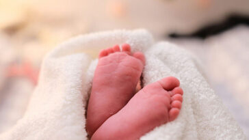 newborn-abandoned-in-indianapolis,-police-search-for-mother