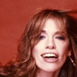 grammy-winning-singer-carly-simon-reveals-parkinson’s-diagnosis