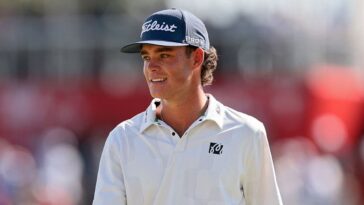 jackson-koivun-arrives-in-style,-lucas-glover-takes-off-his-shoes,-and-the-greatest-golf-dad-moment