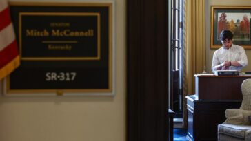 mitch-mcconnell’s-office-releases-new-photo,-statement-about-future