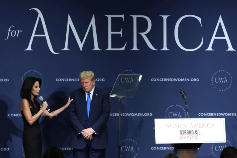 new-poll-offers-republicans-‘roadmap’-on-women’s-and-gender-issues
