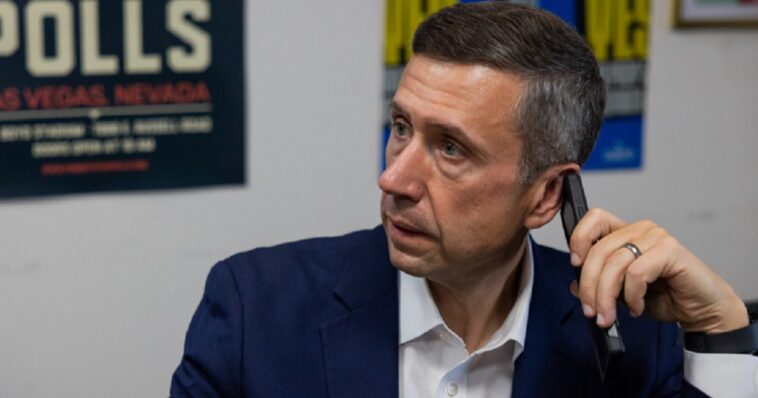 dem-party-in-such-shambles,-chairman-is-throwing-phones,-begging-vendors-to-give-them-months-worth-of-credit