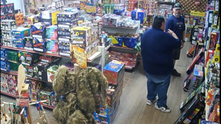store-clerk-foiled-ex-navy-seal’s-explosives-plot-targeting-police-at-no-kings-protest,-feds-say