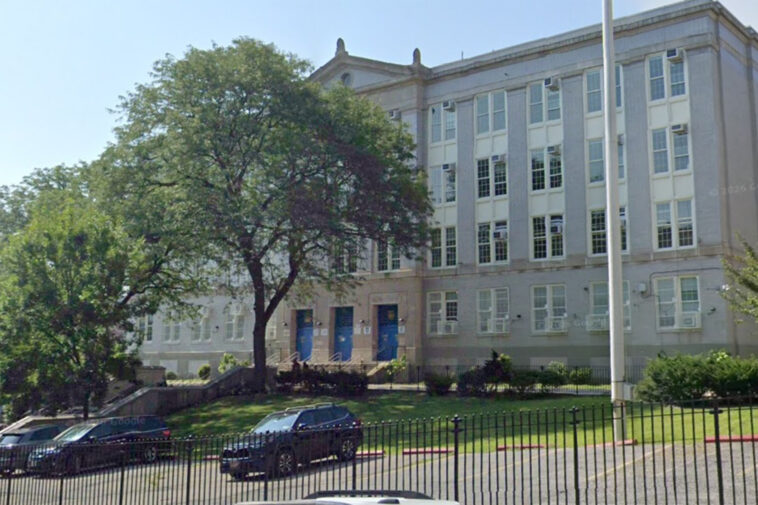 two-teacher-aides-slashed-by-student,-17,-inside-nyc-high-school