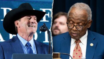 republican-and-democratic-coalitions-put-to-the-test-in-unusual-elections-on-tuesday