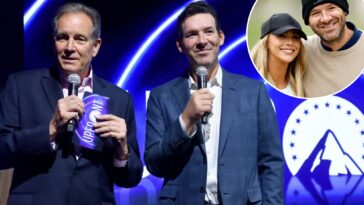 tony-romo-‘might-step-back’-from-spotlight-after-arrest— as-cbs-makes-decision-on-future