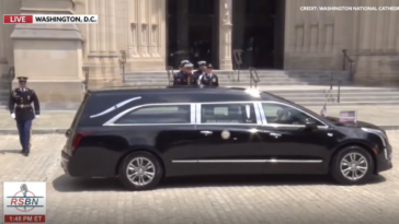 watch-live:-trump-attends-lindsey-graham’s-funeral