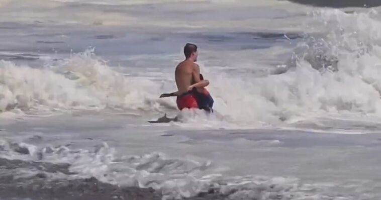 president-trump-announces-he-will-bring-heroic-teen-lifeguard-to-white-house-and-award-him-with-high-civilian-honor