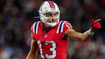patriots-receiver-mack-hollins’-barefoot-escapades-reach-a-new-plateau-in-second-new-england-season