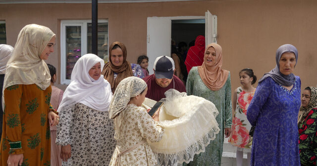 tajikistan-punishing-citizens-for-‘alien’-islamic-headscarves-and-beards