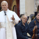 pope-leo-will-host-andrea-bocelli-and-children’s-choir-in-televised-concert-for-peace