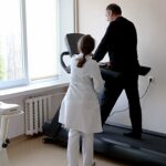 soft-exosuit-helps-people-walk-without-bulky-motors
