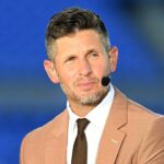 espn’s-dan-orlovsky-weighs-in-on-florida-coach-jon-sumrall’s-pedicure-preferences,-immediately-gets-roasted