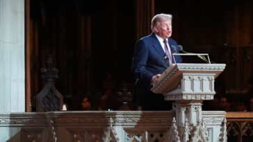 watch:-trump-ends-eulogy-for-‘beloved-friend’-lindsey-graham-by-quoting-scripture
