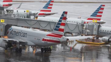 american-airlines-resumes-flights-after-it-issue-forced-brief-nationwide-halt