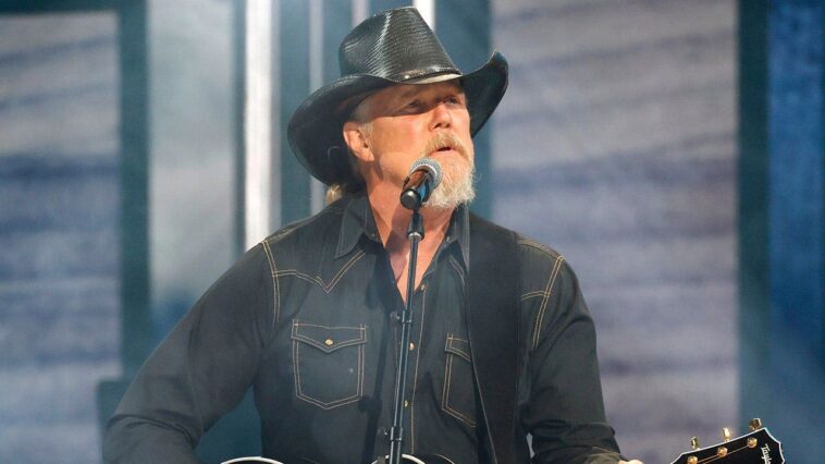 trace-adkins-survived-ex-wife’s-‘kill-shot’-after-bullet-passed-through-heart-and-lungs