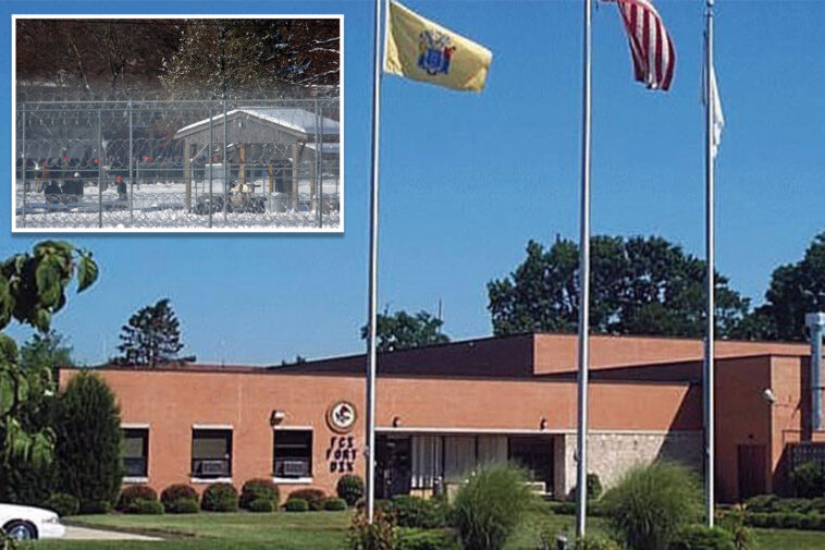 nj-female-prison-guard-discovered-canoodling-with-inmate-who-paid-other-prisoners-to-be-on-‘lookout’-during-sex-trysts:-feds