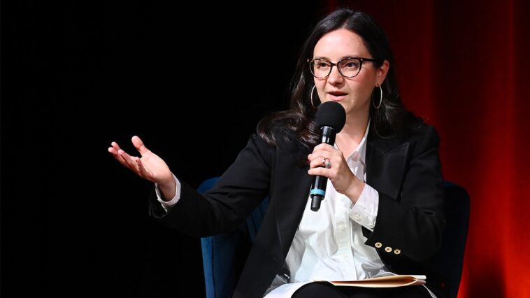 bari-weiss-poaches-conservative-ny-times-columnist,-others-join-’60-minutes’-in-cbs-program-shakeup