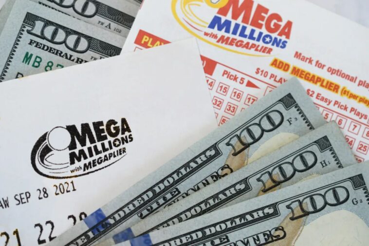 mega-millions-ticket-holder-in-florida-wins-$800m-jackpot-—-largest-prize-in-2026