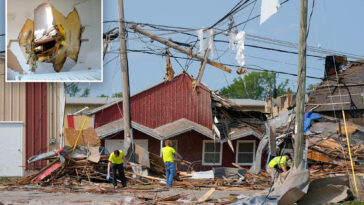 powerful-tornado-levels-homes-and-cuts-path-of-widespread-destruction-in-wisconsin