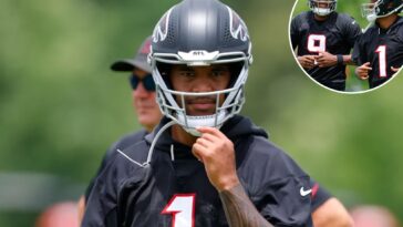 tua-tagovailoa-injured-in-early-falcons-training-camp-worry