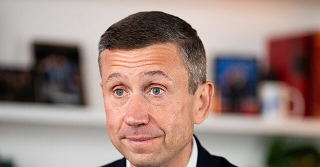 report:-dnc-loses-nearly-$29k-to-scammer-posing-as-chairman-ken-martin