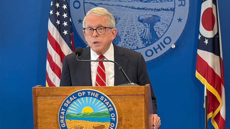 red-state-governor-pummeled-online-after-defying-trump’s-deportation-orders