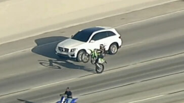 insane-police-chase-caught-on-camera-as-dangerous-high-speed-driver-rips-across-los-angeles