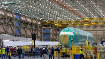 faa-warns-issue-with-seats-on-hundreds-of-boeing-planes-may-pose-danger-to-passengers