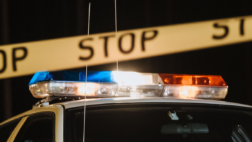 man-accused-of-abducting-girl-shot-dead-by-8-deputies