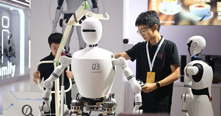 ‘unacceptable-risks’:-trump-bans-import-of-chinese-humanoid-robots-over-national-security-concerns