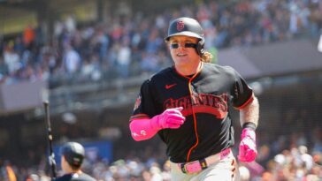 giants-outfielder-suffers-late-night-scooter-accident-while-already-dealing-with-foot-injury,-team-says