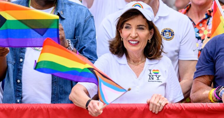 kathy-hochul’s-re-election-bid-suddenly-gets-uncomfortable-as-surprise-poll-drops