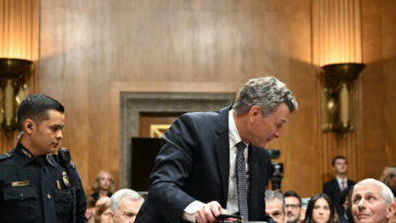 fireworks:-sen.-rand-paul-promises-‘repercussions’-for-fauci’s-refusal-to-testify,-ejects-fauci’s-‘unruly’-lawyer