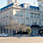developing:-bomb-threat-in-us-embassy-in-argentina-leads-to-evacuation-of-the-building-–-all-staff-are-safe