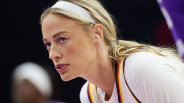 wnba-owner-curses-out-teenage-sophie-cunningham-supporters,-bringing-them-to-tears