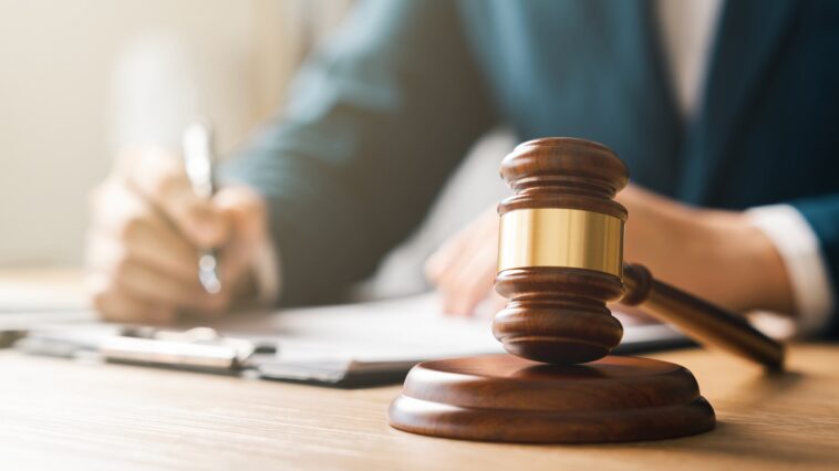 ice-seeks-nearly-$500k-fine-against-immigration-lawyer-accused-of-filing-fake-asylum-claims