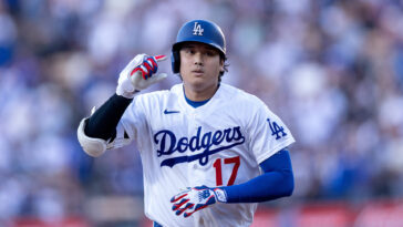 shohei-ohtani-expected-to-pitch-again-this-season,-but-dodgers-in-no-rush